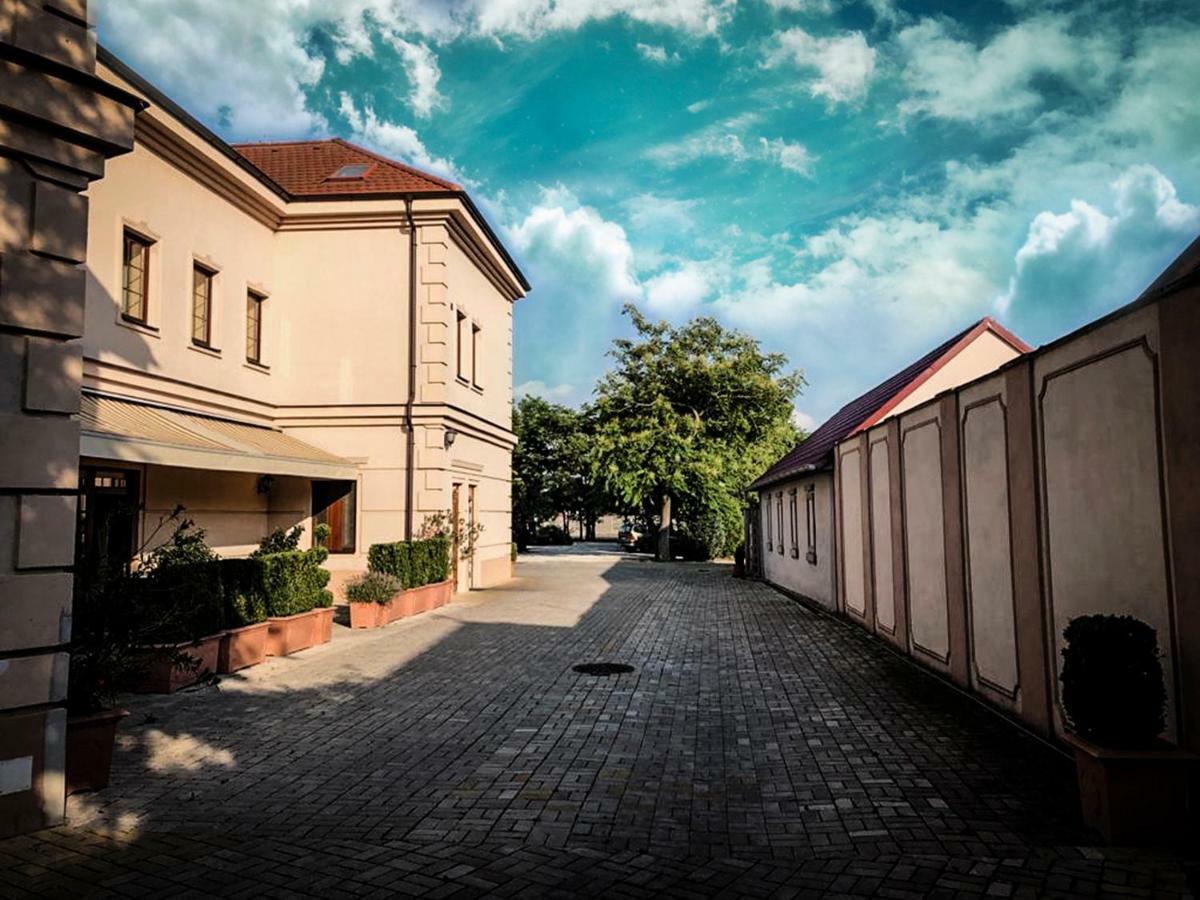 Restaurant Pansion Wien Cierny Brod Luaran gambar